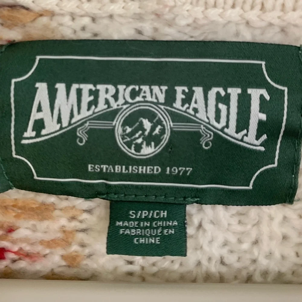 American Eagle Mock Neck Fair Isle Snowflake Sweater Size Small - Picture 7 of 14